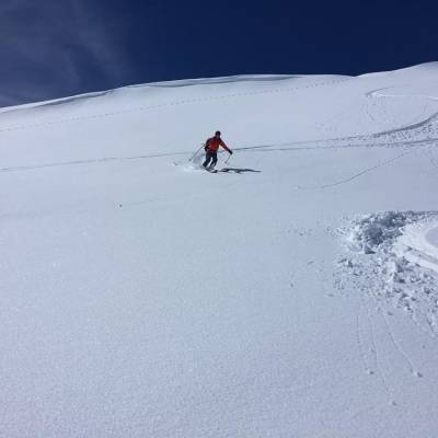 skiing with undiscovered mountains (1 of 1)-2.jpg